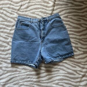 County Seat shorts